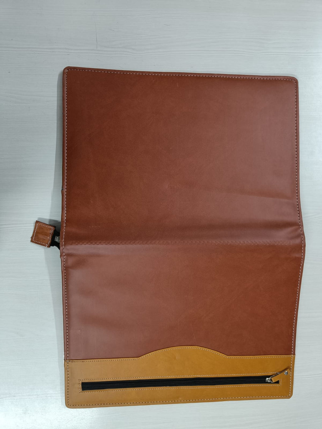 Genuine Leather Chain Portfolio Folder (Pack of 1) – Secure Executive Document Holder